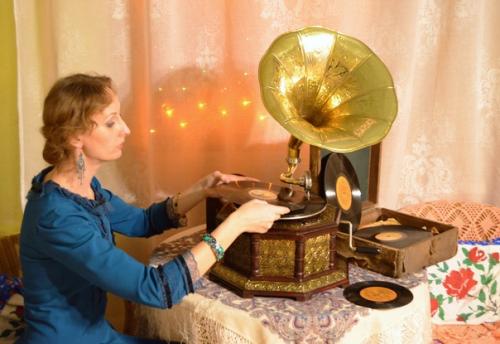 Ну вот, собственно говоря, главный подарок от мужа на день рождения ничего, что прибыл чуть позже, зато - в самое сердце. 02