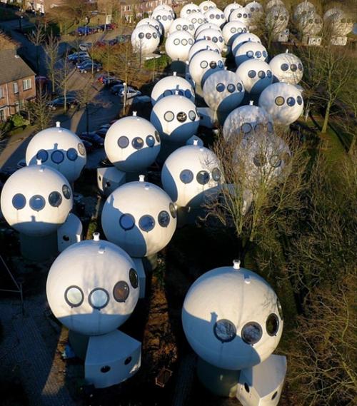 Интересности@Hikkikomorii Location@Hikkikomorii. 04