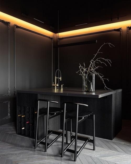 Эта квартира в ЖК Царская Площадь расположена. 02