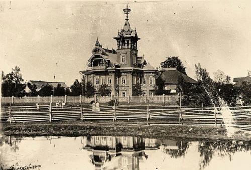 Восстановленный терем Мартьяна Сазонова в Асташове, костромская область. 02