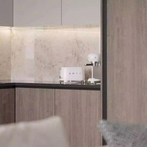 Интерьер кухни - гостиной, площадью 26 кв. 02