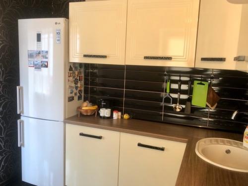 Кухня в хрущевке.  Немного обжитая посоветуйте светильники. 06