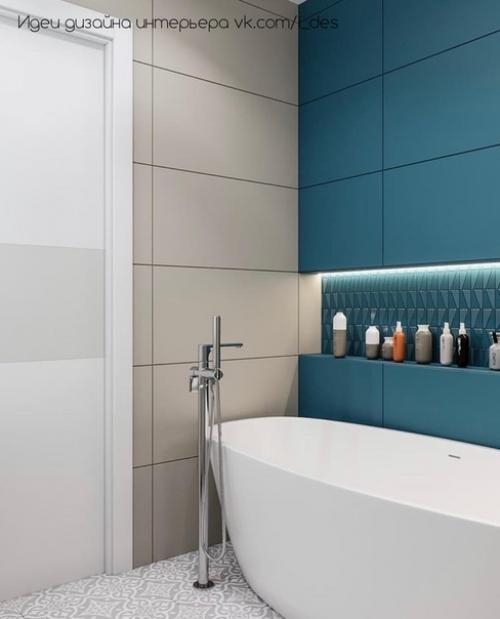 Ванная комната с яркой стеной. 02