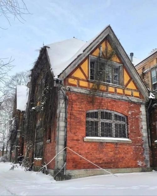 Первая в Петербурге дача в английском стиле. 04