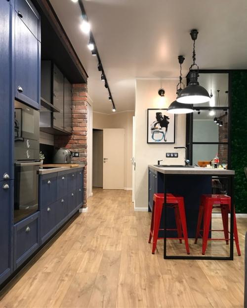 Вы не привыкли к таким ярким и сочным квартирам, но все равно скину. 04