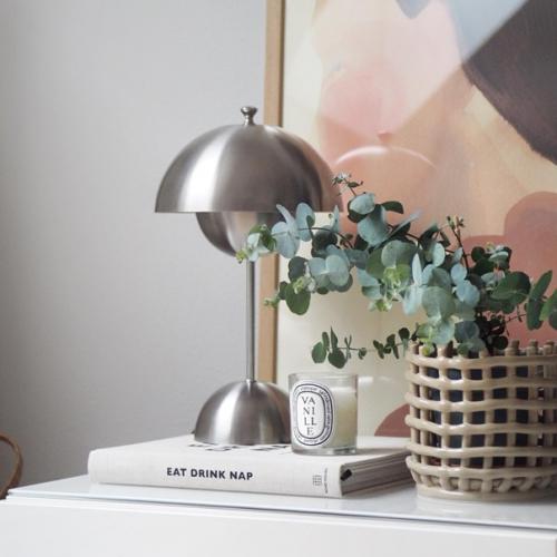 Одним из главных трендов 2024 года, несомненно, является дерево в интерьере! 05