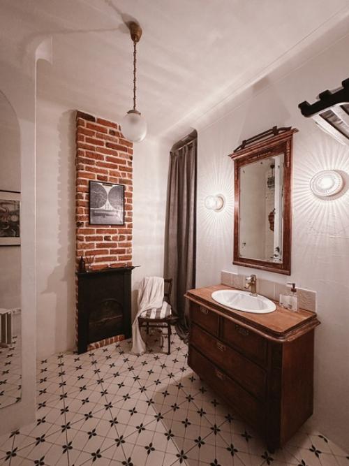 Давайте прогуляемся по квартире моей соседушки! 02