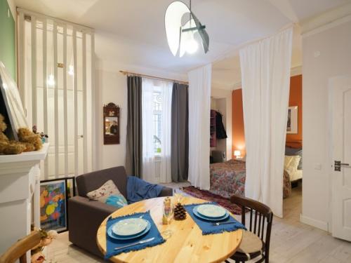 Студия в маленьком флигеле на невском проспекте ч. 2. 01