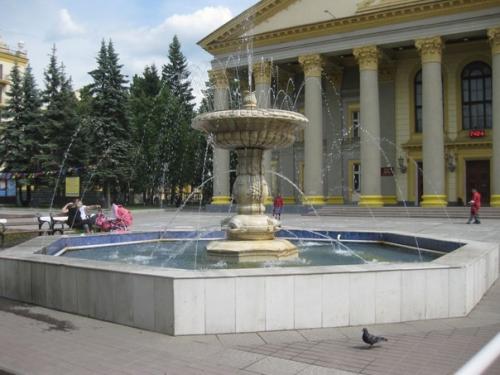 24 февраля 1957 года в Новосибирске открылся дворец культуры им. 02