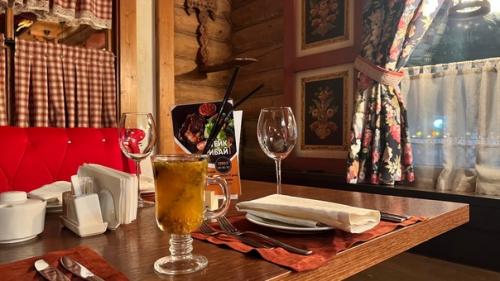 Ресторан в малых карелах. 02