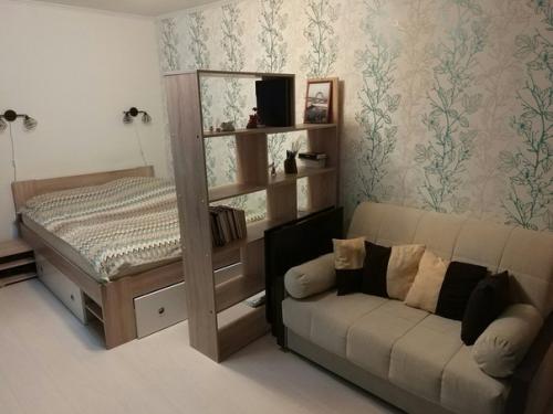 Старались сделать недорого и аккуратно. 04