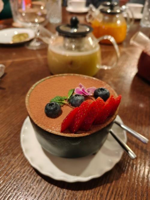 Ещё один день в Москве с командой стал настоящим событием для всех ценителей изысканной кухни и оперного искусства! 04