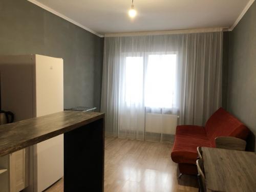 Бюджетный ремонт.  Квартира - студия 23 кв. 03