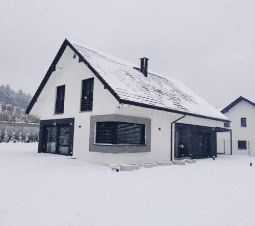 Продуманный интерьер небольшого загородного дома. 08