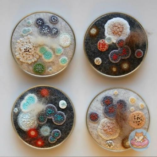 Есть художники, которые ищут вдохновение в закатах и цветах. 02