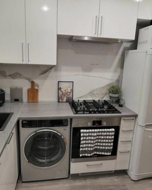 Светлый ремонт небольшой кухни, который сделан с небольшим бюджетом. 02