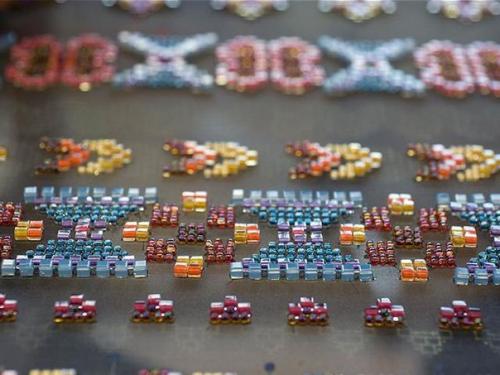 Ателье монтекс (Atelier Montex) или МТХ является одним из известных домов изготавливающих вышивку бисером для модного дома Chanel. 01