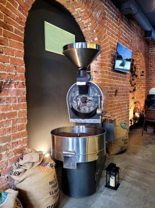 Все вы знаете о моей любви к уездным городам и как я каждый раз ликую, когда вижу, что город развивается, становится туристически привлекательным. 02