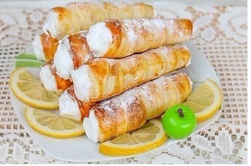 Cлоеные трубочки с белковым кремом? 01