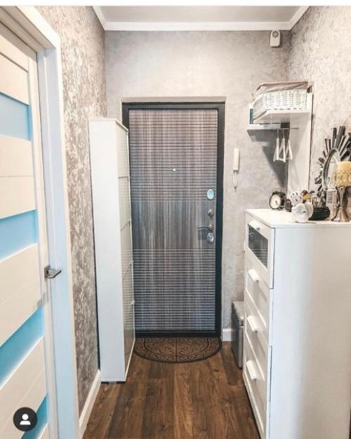 Прикольный дизайн, но слишком много всего. 09