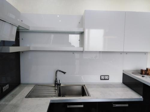 Черно - белая кухня от нашего подписчика. 04