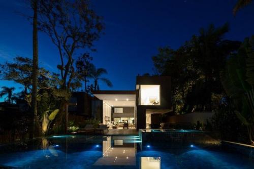 Идеальное место на земле - вилла Baleia Condo. 03