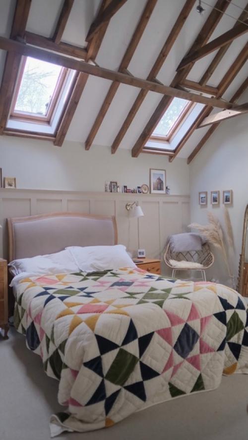 Этот светлый очаровательный дом словно Зефирка - воздушный и приятный на ощупь. 02