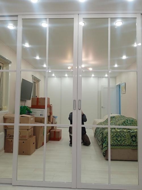 Встроенные шкафы купе тоже как произведение искусства. 06