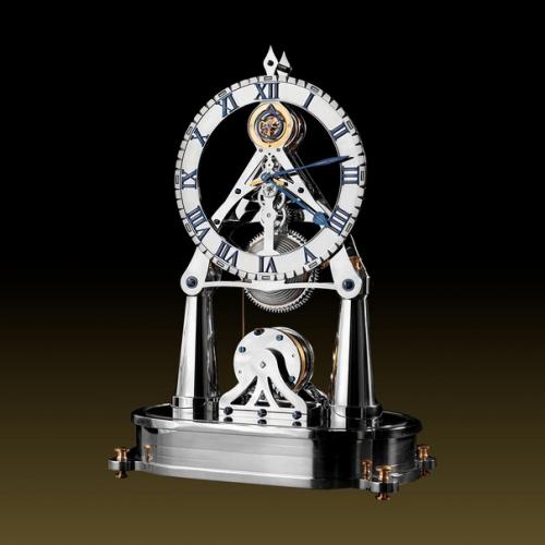 Настольные часы от челябинской часовой мануфактуры молния - это благородное и изысканное украшение интерьера. 03