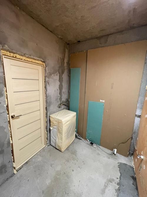 Ремонт сдвинулся в ванной. 03