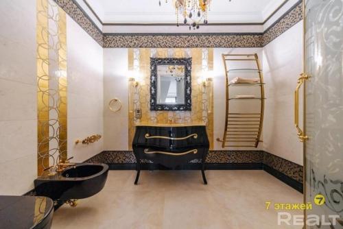 То ли дворец, то ли театр: как выглядит самая дорогая квартира в Минске. 06