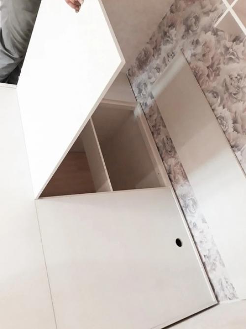 Кровать в нише в однокомнатной квартире. 02