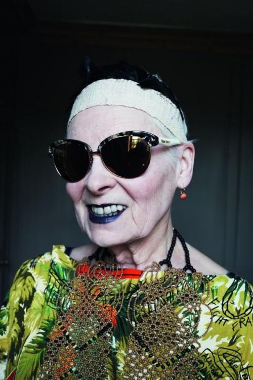 Когда в 1941 году Вивьен вествуд появилась на свет в английской деревне, ангелы моды тихо переглянулись: 08