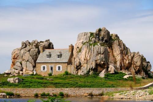 10 необычных зданий со всего мира. 01