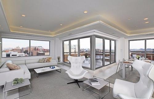 Cовременный, просторный и светлый интерьер квартиры в многоэтажном доме. 01