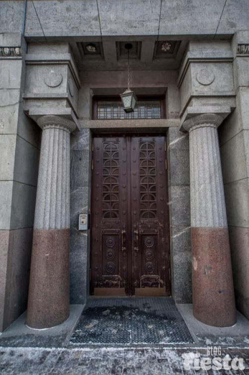 12 самых красивых старинных дверей в Петербурге. 04