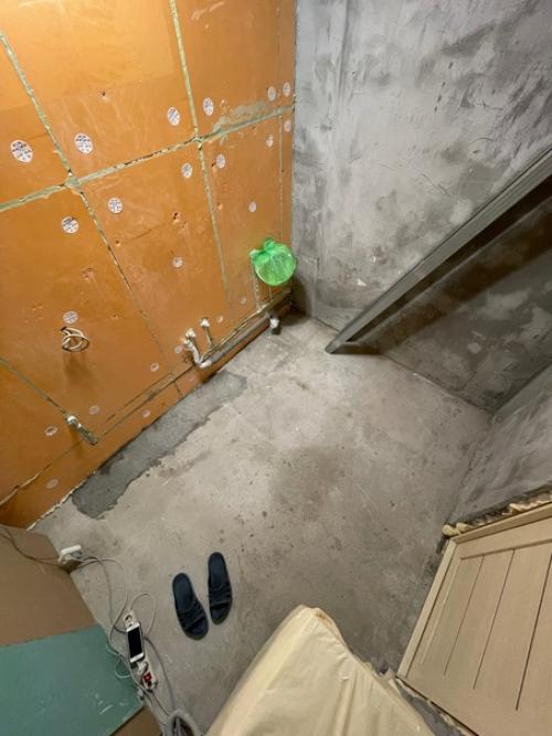 Ремонт сдвинулся в ванной. 05