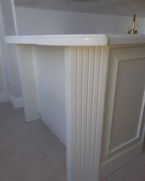 Похвастаюсь кухней.  Тут много критиков сейчас набегут но я и правда осталась довольна. 06