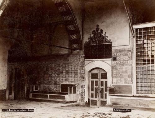 Istanbul Basilekargopoulo. Во второй половине XIX в. Стамбул переживал фотографический бум. 06