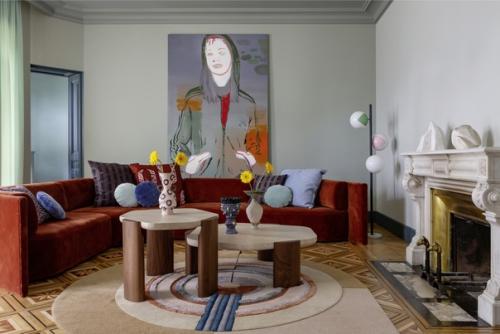 Здесь Всегда Будут Царить Радость и Веселье, - загадала мари - Лиз перед переездом в новый дом в окрестностях Лиона. 04