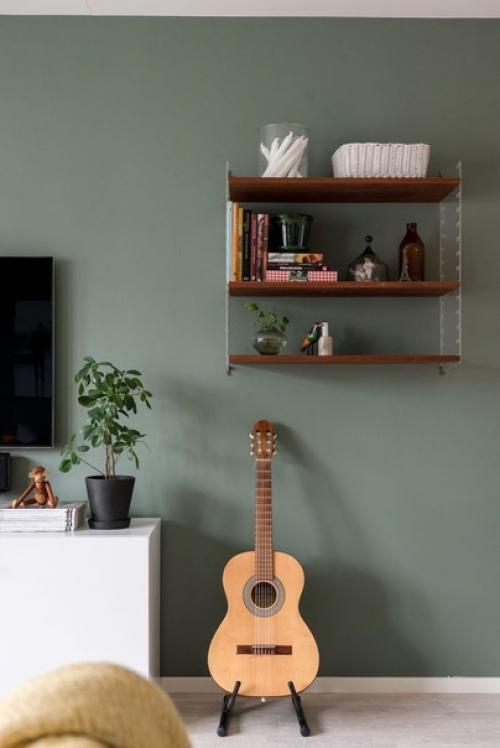 Зеленый - выдающийся цветовой тренд весны - лета 2022 года, который придает свежий, гармоничный и оживляющий вид нашим домам. 05