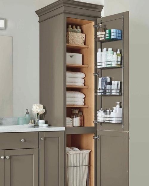 Сложно в ванной разместить все необходимое, учитывая размеры ванных комнат в типичных многоэтажках. 05