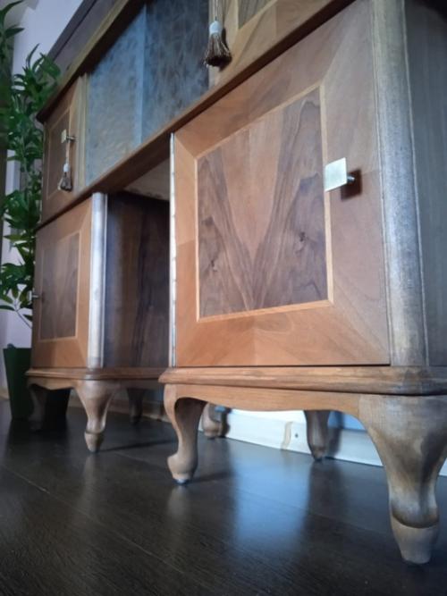 В тот день, когда я поехала за консольным столиком с ножками - копытцами, я прихватила у продавца ещё и ее. 08