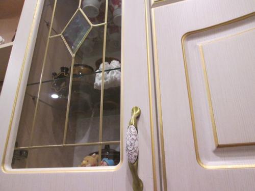 Классический стиль в оформлении интерьера не теряет своей актуальности и не выходит из моды. 02