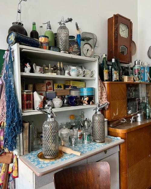 Арткоммуналка -. Некогда настоящая коммунальная квартира, часть которой выкупили и. 09 Арткоммуналка -. Некогда настоящая коммунальная квартира, часть которой выкупили и. 09