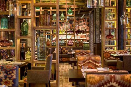 8 ресторанов - аттракционов Москвы. 06