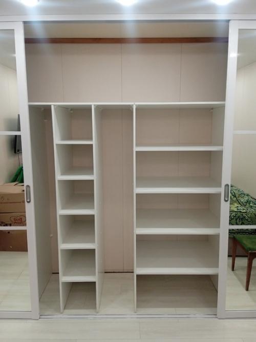 Встроенные шкафы купе тоже как произведение искусства. 02