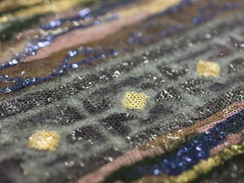 Ателье монтекс (Atelier Montex) или МТХ является одним из известных домов изготавливающих вышивку бисером для модного дома Chanel. 06