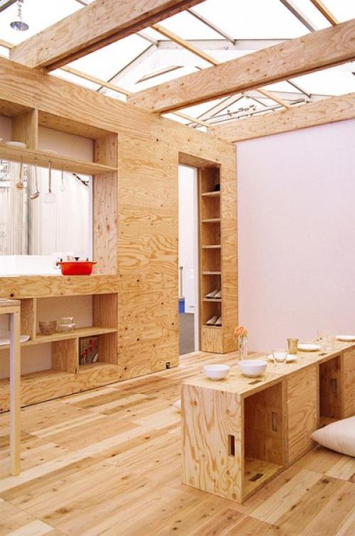 Совершенно новый вариант интерьера маленькой квартиры предложила японская архитектурная фирма Studio_01. 04