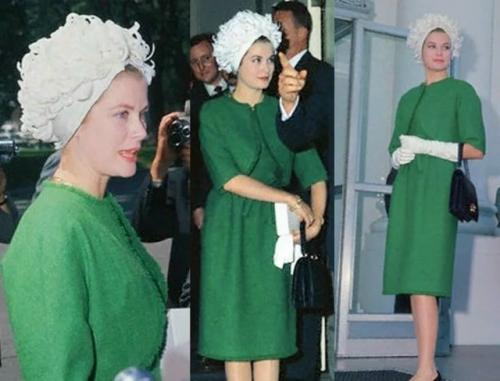 Принцесса Грейс келли дважды появлялась в зелёном костюме от Юбера де живанши. 03